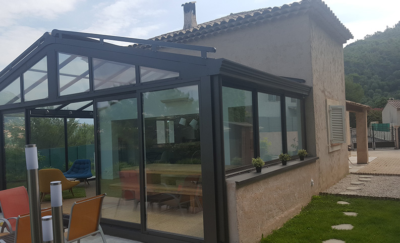 Véranda contemporaine en forme - photo10