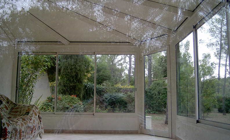 Véranda contemporaine pan cassé - photo22