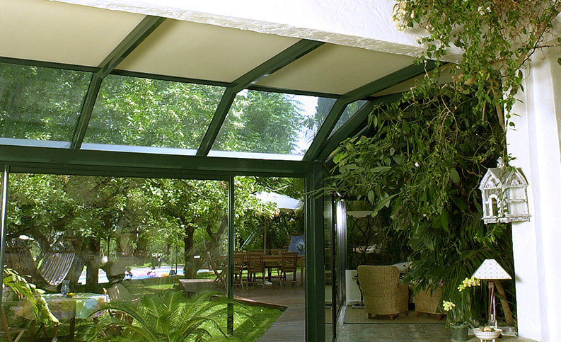 Véranda contemporaine pan cassé - photo25